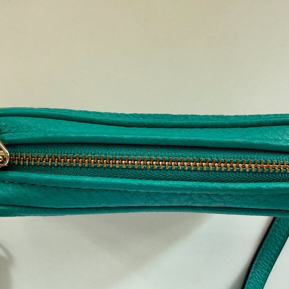 Michael Kors Crossbody Bag Turquoise/Teal with Gold Plaque - Picture 3 of 8